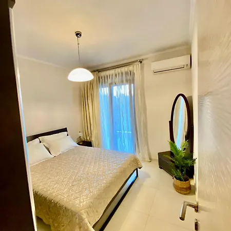 Villas Hanioti Villa *