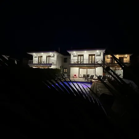 Villas Hanioti *
