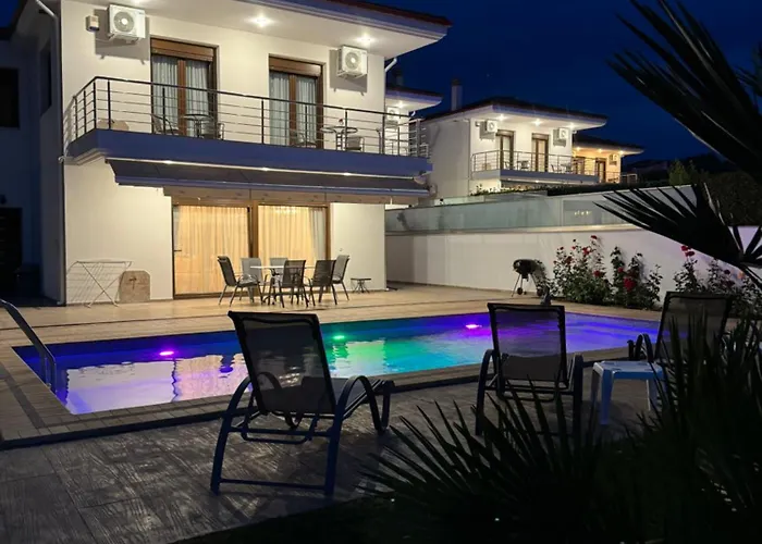 Villas Hanioti Vilă Hanioti